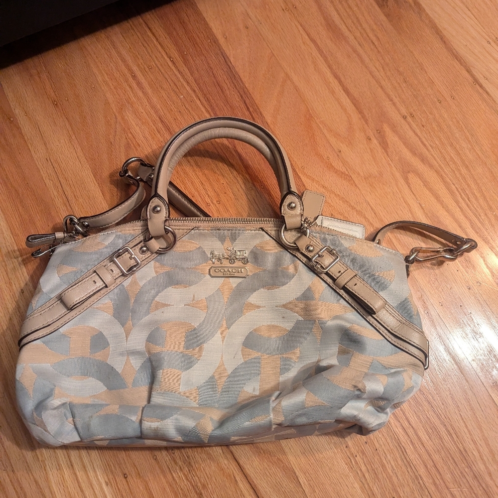 Coach Purse in Beige Light Blue